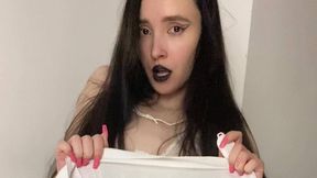 Video shared by @alyalya @Teasing and #Solo #Upskirt #Sexy #Brunette #Petite sexy video gratis | Tik.Porn