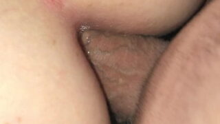 Άσχημο πρωκτικό creampie για μεγάλο κώλο πόρνη