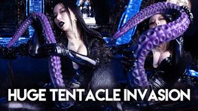Huge Tentacle Invasion