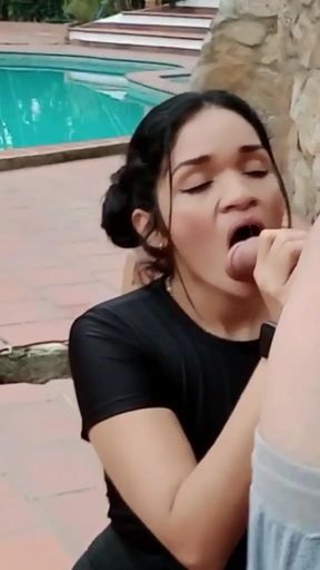 Personal trainer with big cock eats my pussy - Porn in English   Clip 2