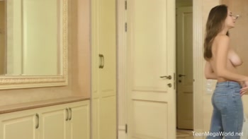 Kecy Hill's Hot Exchange: Brunette Beauty Gets Ass Fucked in HD