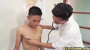 Orient Twink Gets Ass Stuffed With Medical Tool At Doctor