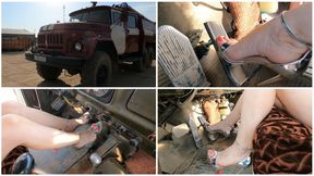Really hard revving in soviet old fire truck_overheated engine_pedal pumping and air brake