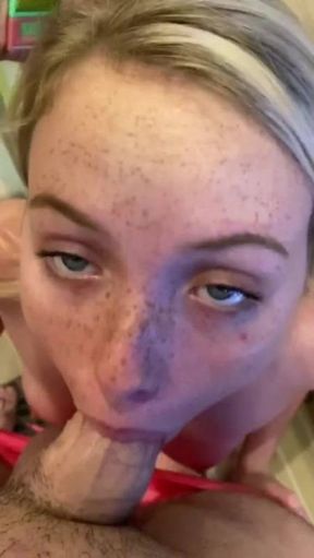 Dixie Lynn enjoys a sudden interruption porn video