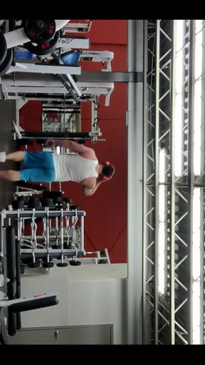 Going Commando at the Gym