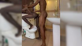 Black Gay couple has BBC anal in standing pose - Amateur Gay Porn