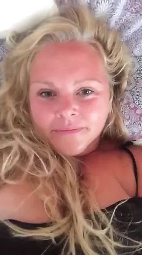 Kitty Queen, Blonde Hair blue eyes just looking at you