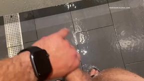 gay cruising in the gym shower with cumshots
