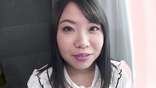 Kaede Morimoto is an amateur young lady who wants to be a celeb and answers an online ad to meet