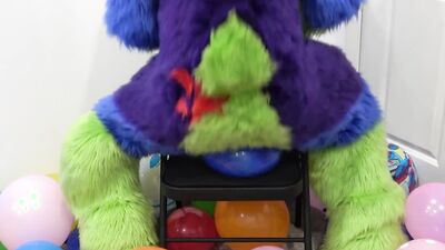 Murrsuit Looner Balloon Bouncing Video W/ Popping