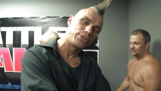 Jay Ashley folla las grandes tetas y el culo apretado de Bridgette B