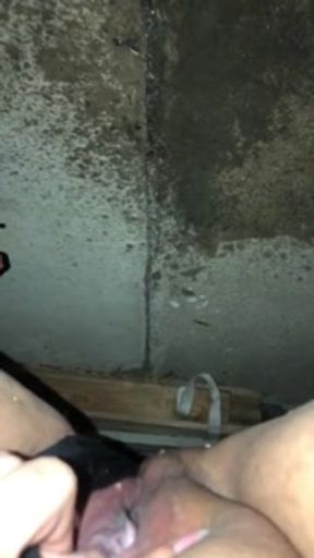 Pissing outside hope neighbors don't see me