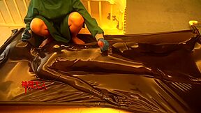 Vacbed Milking Handjob