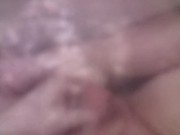 Артем сосет сам себе дрочит ногами в ванной self suck autofellatio self footjob