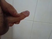 Aquí andando ganoso de unas nalguitas para echarle mi leche leche