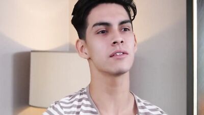 GayCastings - Gay Casting Agent Pounds Aaron Perez