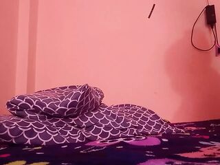 Amazing girl with fantastic fingers on webcam
