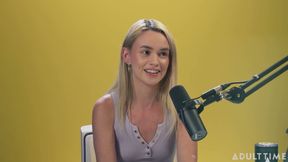 Breaking Shame Cycles &amp; Being True to Yourself, with Khloe Kingsley!  the Adult Time Podcast