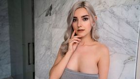 Sex hungry Eva Elfie - solo sex - Shower Solos