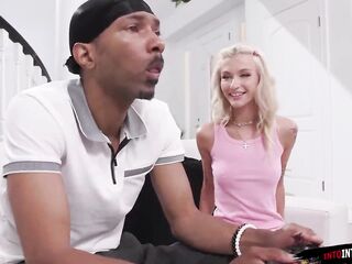 Want me luck during the time that I try to get your stepdad to bang me teen Emma Rosie told to her bf.The petite titties teen got a sloppy deepthroat facefuck and rimmed