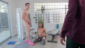 Caught by Boyfriend! Kira Noir's Cheating XXX at the Gym, Must Watch