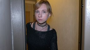 Teen Schuldner zahlt für Schulden mit zartem Mund und Vagina