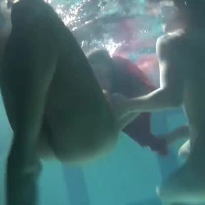 Lilia Mihalkova and Natalia Kupalka underwater lesbians