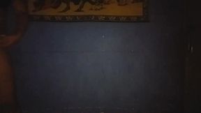 mi vecina se mete en mi casa y me la cojo por el culo