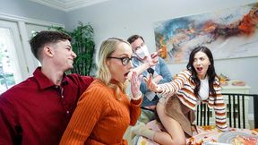 Tis the Season to Be Freeused