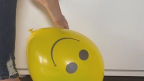 High heels & barefoot balloon popping