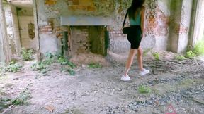 Risky sex in abandoned jail hot brunette