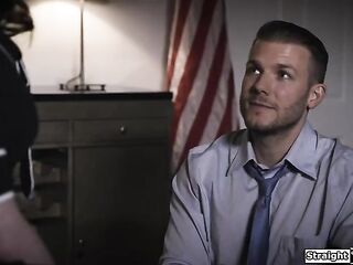 Hot politicians wife Evelyn Claire has her ways to shut a journalist up.The brunette hair begins sucking his knob and seals the deal with her twat