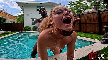 Bubble Butt Baddie Mckenzie Mae Wants to Get Her Pussy Stretched & Railed Balls Deep By A BBC In The Sun For A Workout