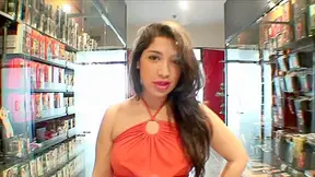 Wow what a hot brunette Latina and her great ass