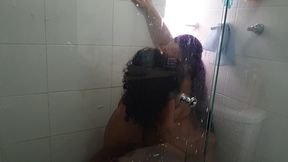 carla morelli and maggiequeen playing in the shower