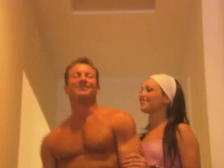 A hawt doxy takes a large solid shlong