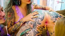 Lesbian Orgy – Anal & Squirt – Tattooed Girls Stuffing Each Other’s Holes and Licking Pussy – ATM