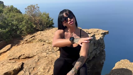 Valentina, 27 Years Old, From Paris!