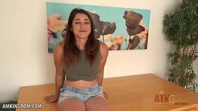 Mallory Monroe shows off her juicy body