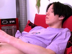 Cute emo boy jerks his teen cock
