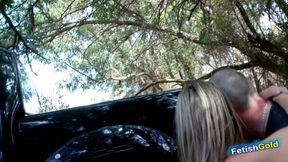 Skinny blonde gets pussy hammered outdoors in her first porn movie