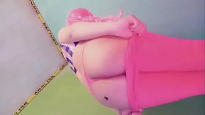 Tranny comiendo uvas por el culo (Trailer) - Maddy Diamond