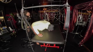 Sklave muss Natursekt auf lecken!