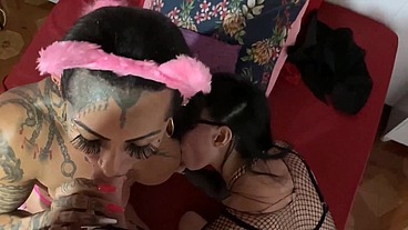 Comi a magrinha e a bombada - Badmelli e Isa Tropodeusa
