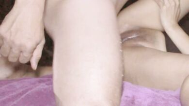 Pinay squirt boss makes his new fuckbuddy gush piss hot