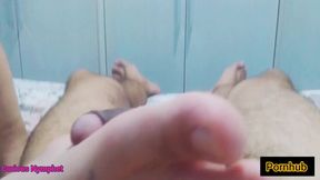 Curious Feet Brazil namorado lambendo pés lindos da safada