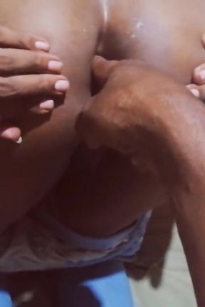 Going Room with a 37 Year Old Next Door Living Aunty Rozi