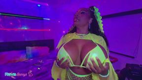 Glitter Covered Tia Maria Brings Pure Chaos To The Late Night Rave!