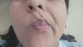 Eres mi presa... Te agarro y te devoro (POV gigante).