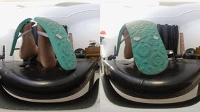 3DVR180 Henry showed off his dirty soles and smelly feet